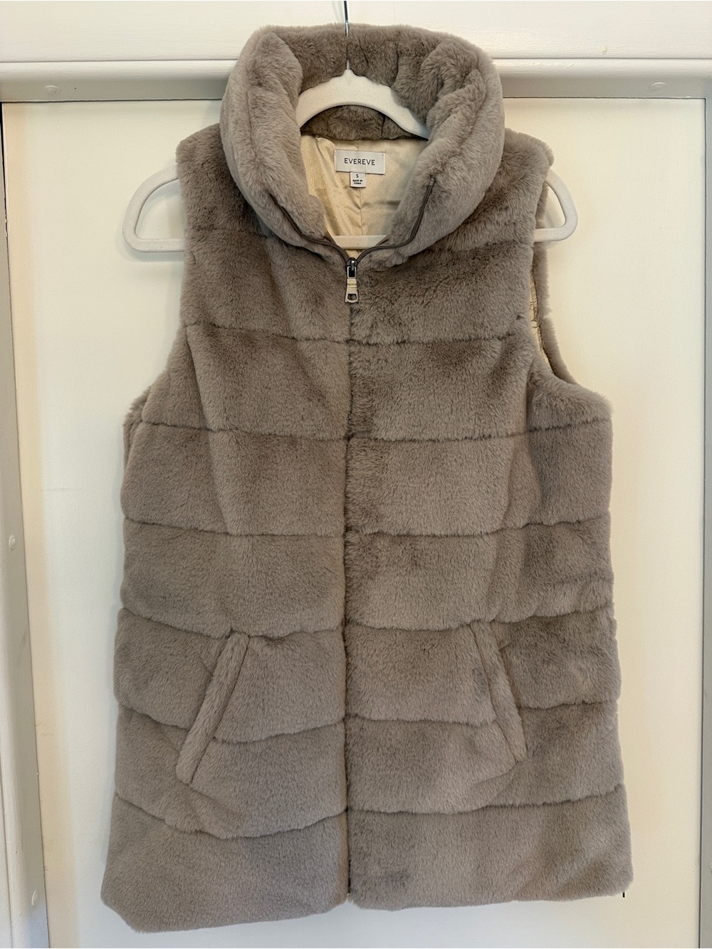 Evereve Plush Taupe Faux-Fur Puffer Vest
